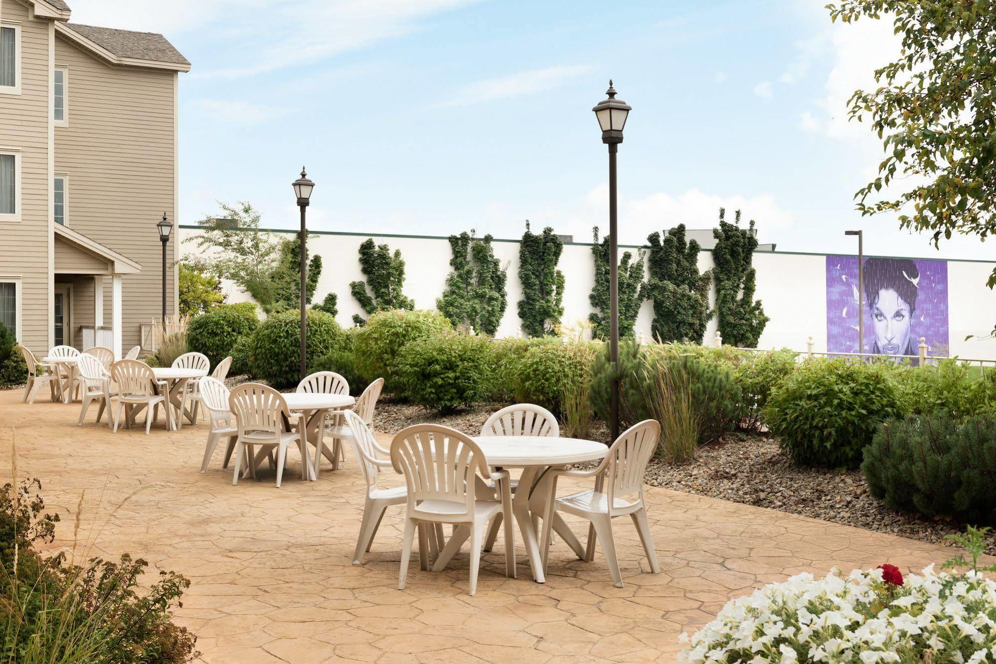 Country Inn & Suites By Radisson, Chanhassen, Mn מראה חיצוני תמונה